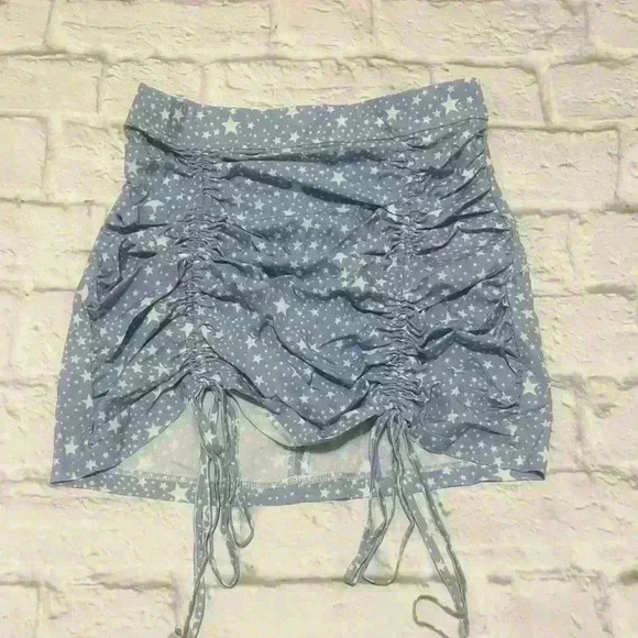 SHEIN Dresses & Skirts - Shein star skirt